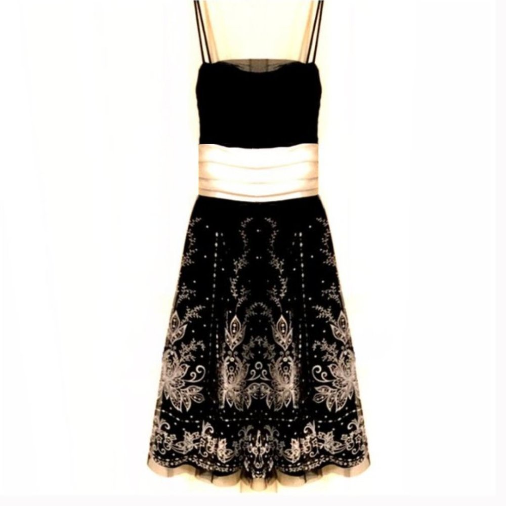 Blondie Nites Black/White Embellished Formal Dress
